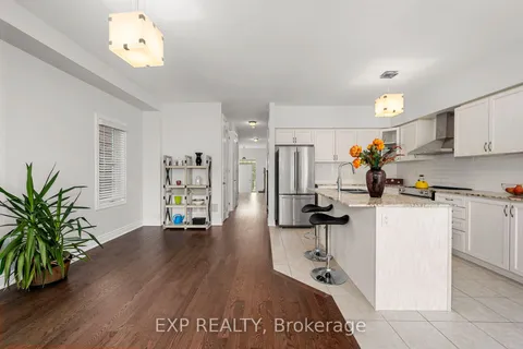 57 Courting House Pl, Georgina, ON L0E 1L0