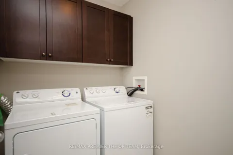 203 Orr Dr, Bradford West Gwillimbury, ON L3Z 0S2