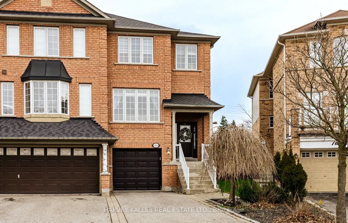 160 Millcliff Circ, Aurora, ON L4G 7N8