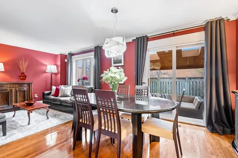29 Bayhampton Cres, Vaughan, ON L4J 7H1