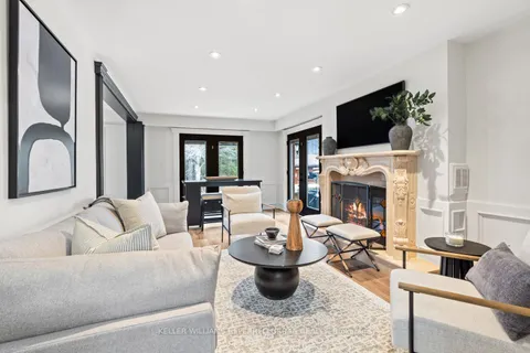 7 Houdini Way, Aurora, ON L4G 6X1