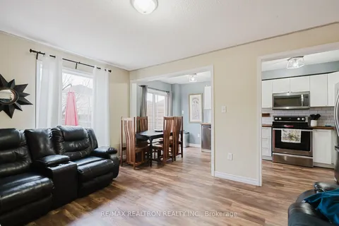 95 Stonemount Cres, Essa, ON L0M 1B4