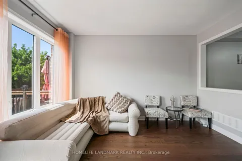 99 Collin Crt, Richmond Hill, ON L4E 0X8