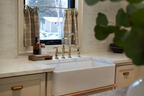 6142 County Rd, Adjala-Tosorontio, ON L0M 1J0