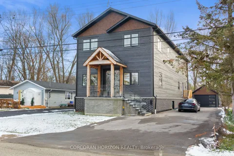 215 Bayview Ave, Georgina, ON L4P 2T3
