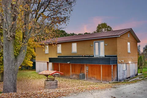 390 Mill St, Essa, ON L0M 1B4