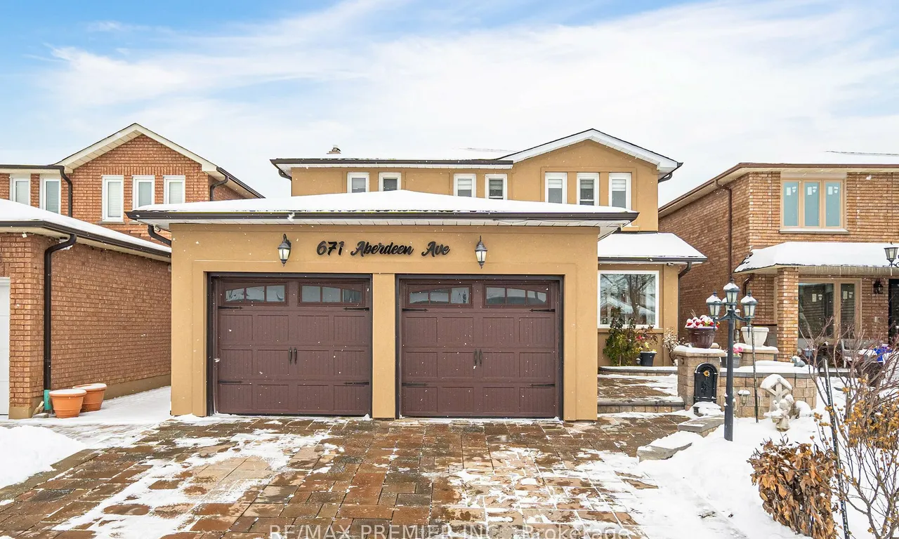 671 Aberdeen Ave, Vaughan, ON L4L 5M5