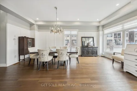 63 Laval St, Vaughan, ON L4H 0P3