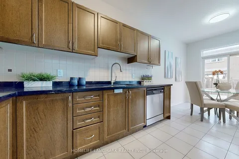 71 Coleluke Lane, Markham, ON L3S 0B8