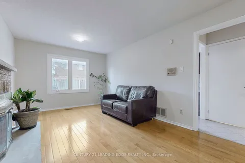 120 Elson St, Markham, ON L3S 3E4