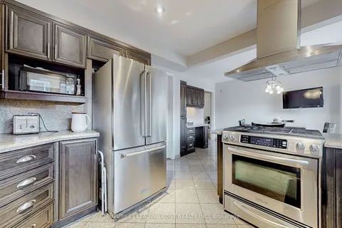 120 Elson St, Markham, ON L3S 3E4