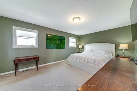 176 Aishford Rd, Bradford West Gwillimbury, ON L3Z 0P4
