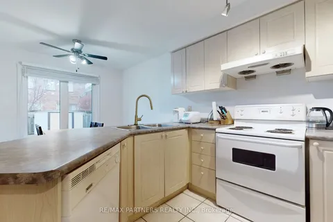 324 Castlemore Ave, Markham, ON L6C 2R5