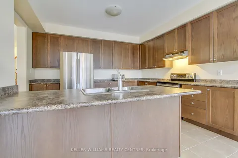 29 Treetops Blvd, New Tecumseth, ON L9R 0M4