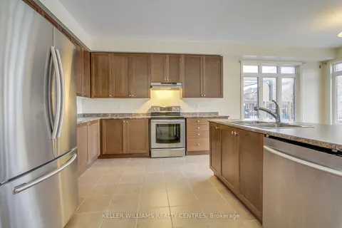 29 Treetops Blvd, New Tecumseth, ON L9R 0M4