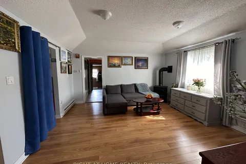 2204 Wards Lane, Innisfil, ON L9S 2E2