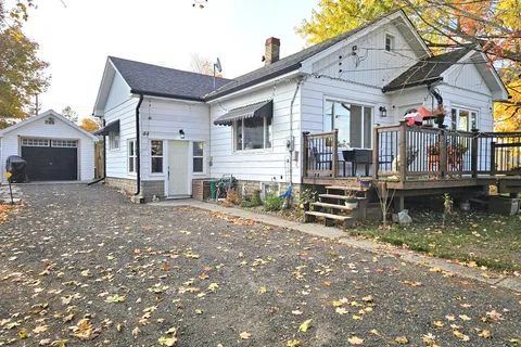 44 Albert St, Brock, ON L0C 1H0