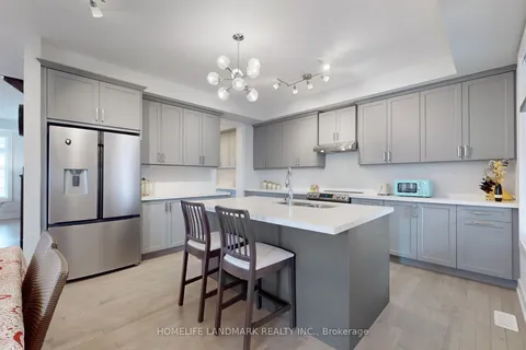 25 York Downs Blvd, Markham, ON L6C 1N6