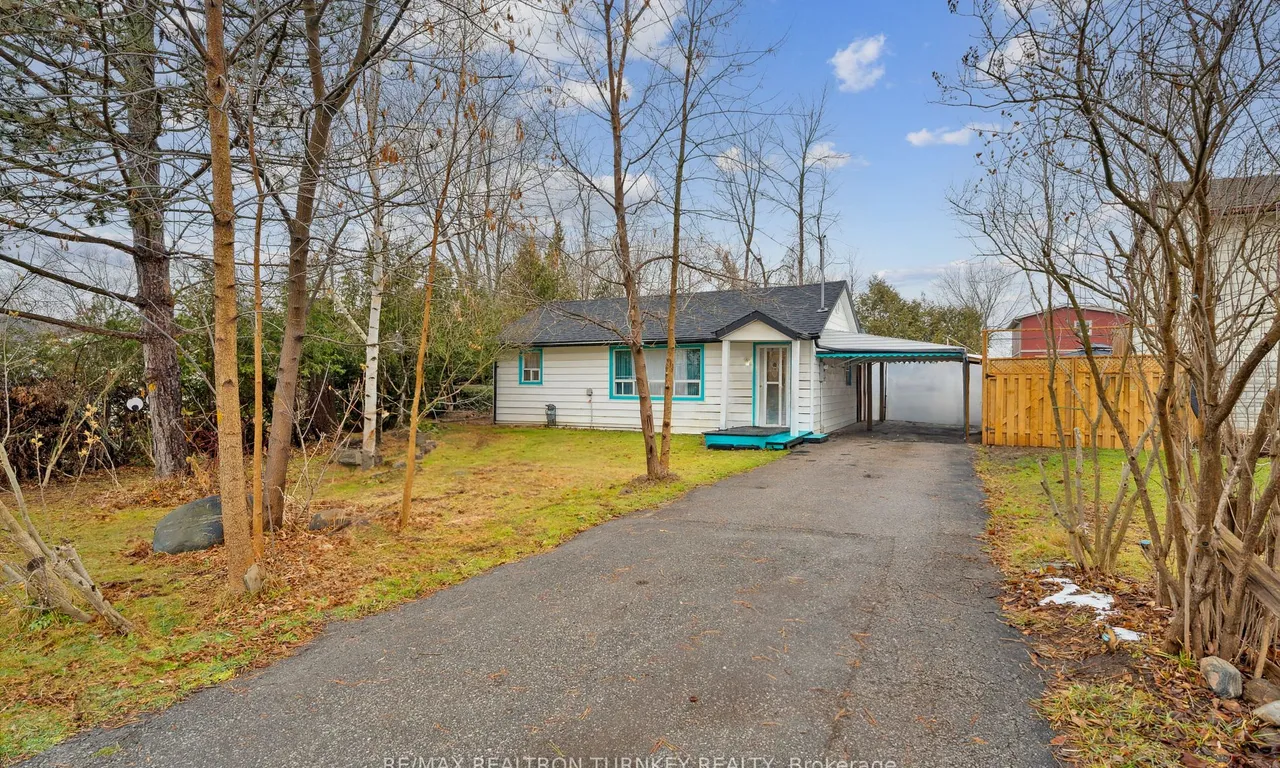 296 Lakeview Blvd, Georgina, ON L4P 2Y7