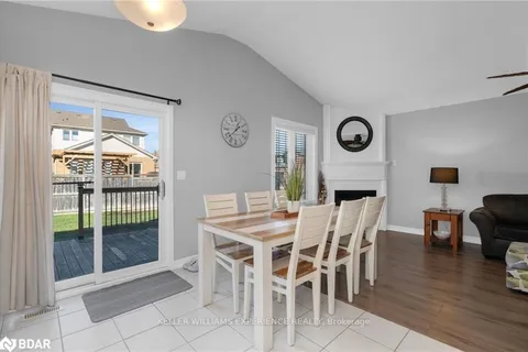 1112 Kell St, Innisfil, ON L9S 4W4