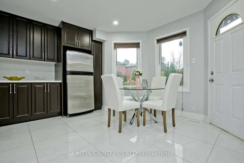 57 Belvedere Cres, Richmond Hill, ON L4C 8V4