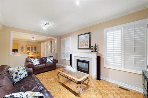 45 Forecastle Rd, Vaughan, ON L4K 5J1