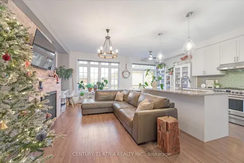 95 Beechborough Cres, East Gwillimbury, ON L9N 0N9