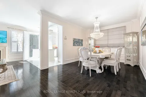 29 Township Ave, Richmond Hill, ON L4E 0J6