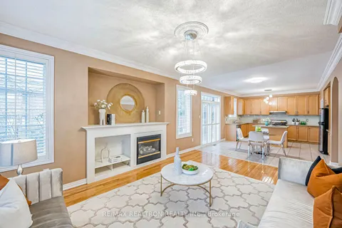 69 Grand Oak Dr, Richmond Hill, ON L4E 4A2