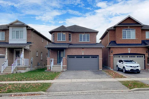 10 Delattaye Ave, Aurora, ON L4G 7T8