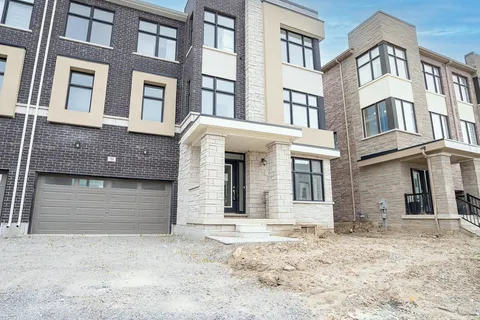 58 Puisaya Drive, Richmond Hill, ON L4E 1A2