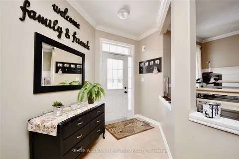 1002 Booth Ave, Innisfil, ON L9S 0A6