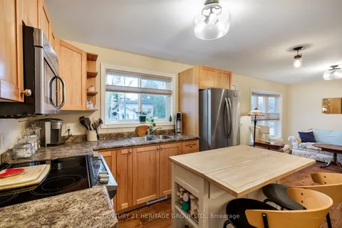 53 Grew Blvd, Georgina, ON L0E 1L0