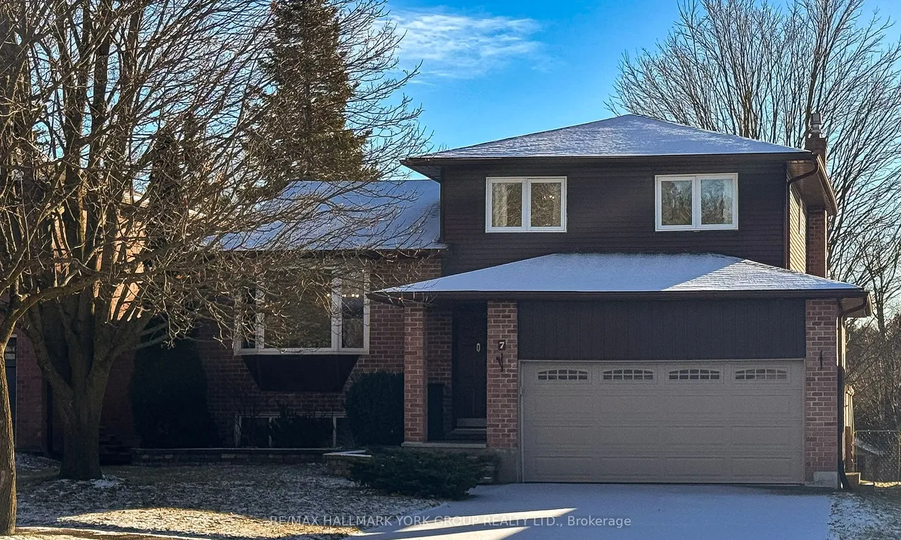 7 Beckett Ave, East Gwillimbury, ON L9N 1E6