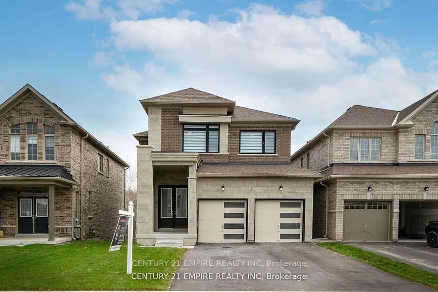 210 Ferragine Cres, Bradford West Gwillimbury, ON L3Z 4B4