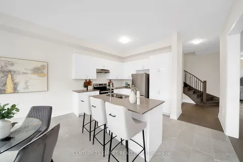 210 Ferragine Cres, Bradford West Gwillimbury, ON L3Z 4B4