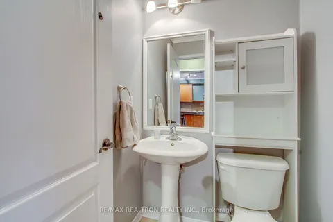 68 Lilly Mckeowan Cres, East Gwillimbury, ON L0G 1M0