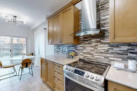 1265 Mary-Lou St, Innisfil, ON L9S 0C2