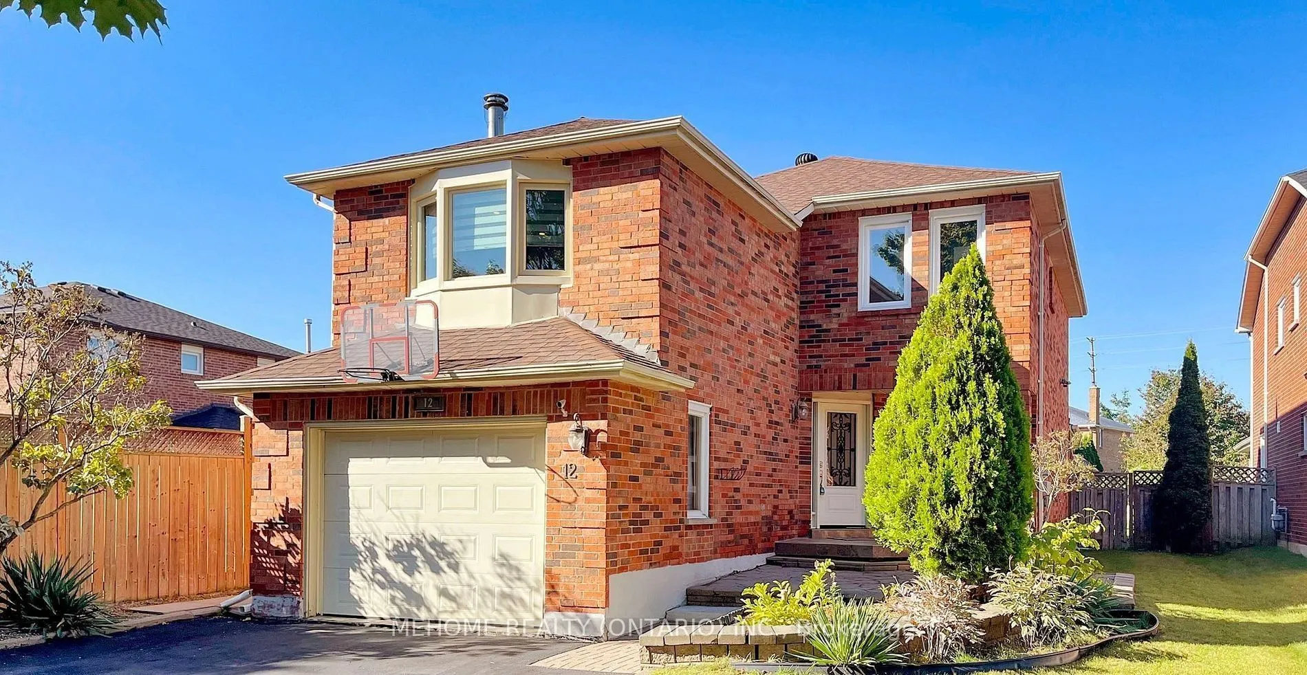 12 Milton Place, Vaughan, ON L6A 1L8