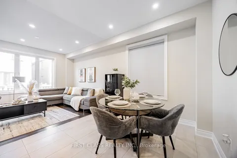 8 Reign Lane, Markham, ON L3S 0E8