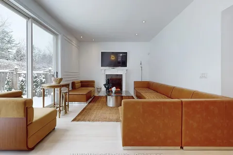 75 Brass Dr, Richmond Hill, ON L4E 4T4