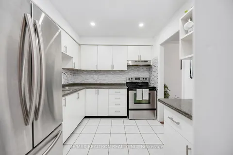 42 Galbraith Cres, Markham, ON L3S 1K1