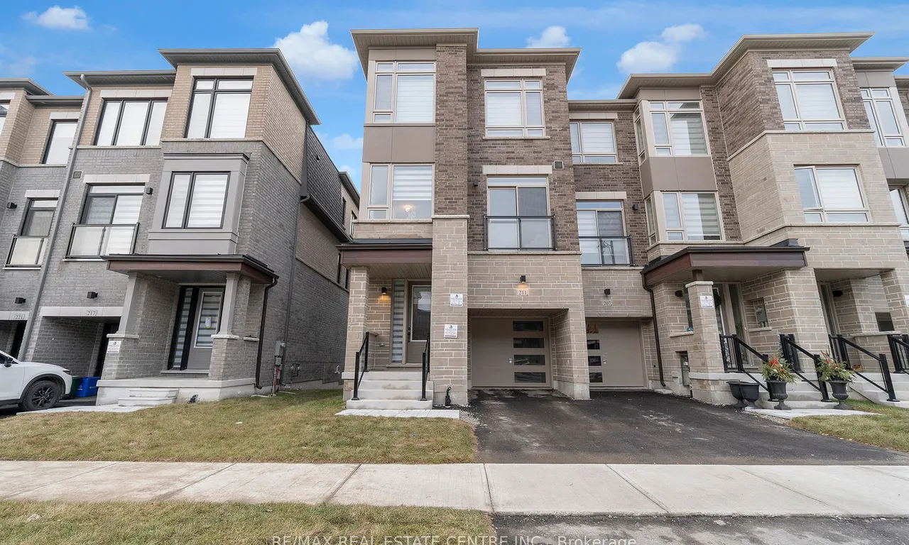 211 Tennant Circ, Vaughan, ON L4H 5L4