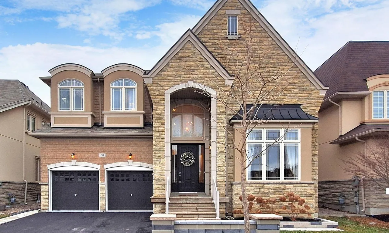 30 Heintzman Cres, Vaughan, ON L6A 4T8