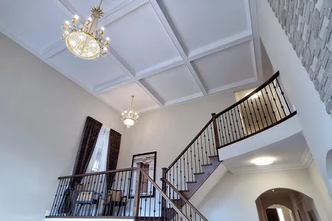30 Heintzman Cres, Vaughan, ON L6A 4T8