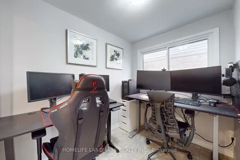 59 Raleigh Cres, Markham, ON L3R 4W4