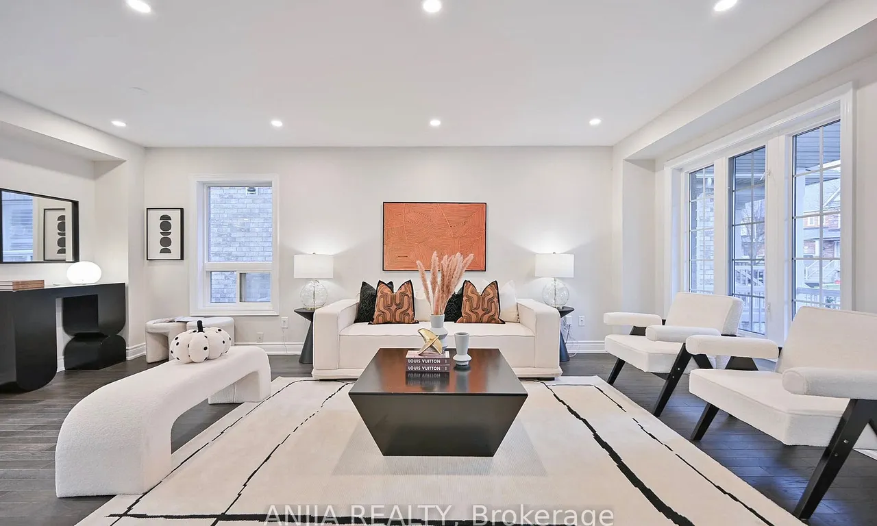 81 Stotts Cres, Markham, ON L6E 1T2