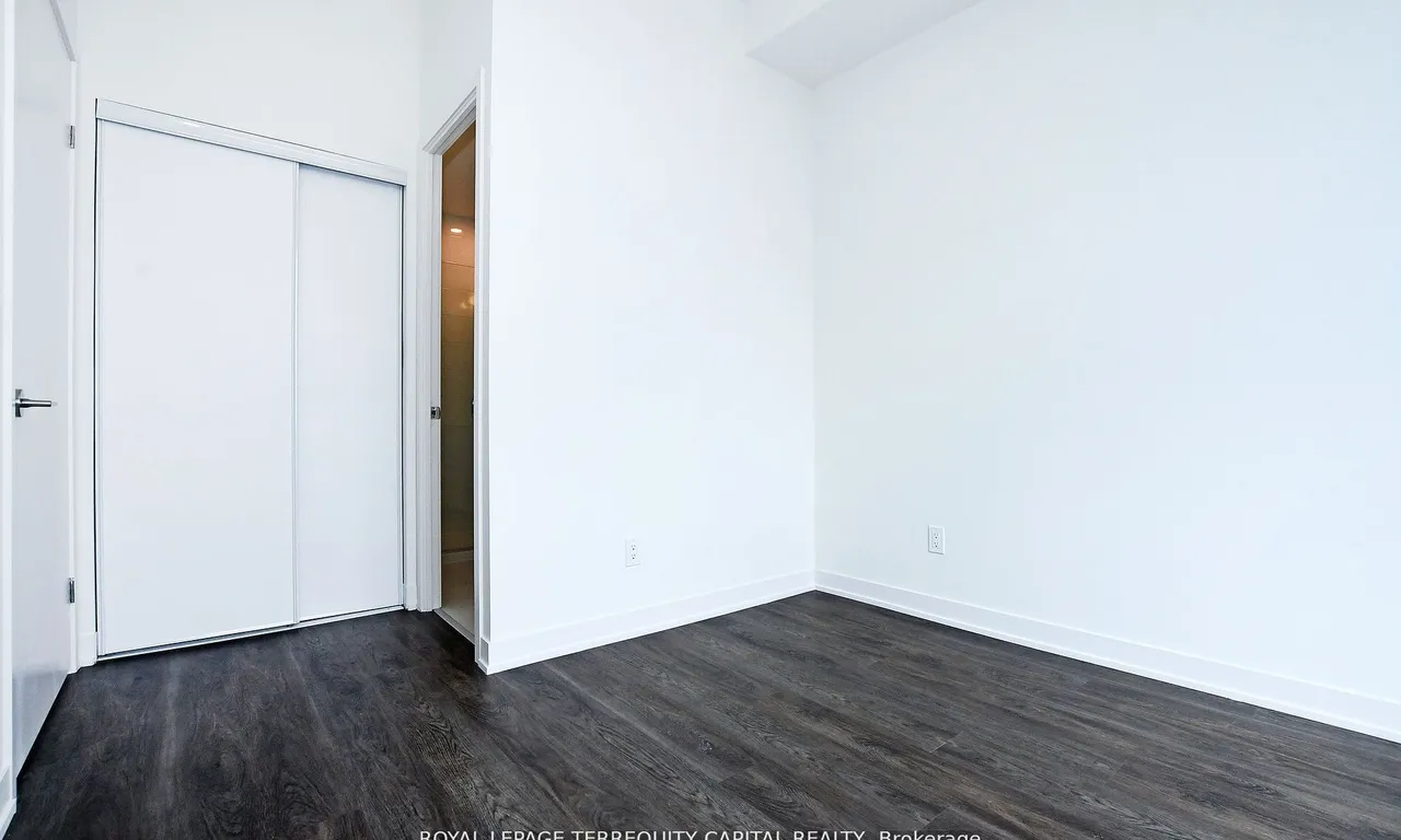 Condo Apt interior view at 2 David Eyer Rd Richmond Hill