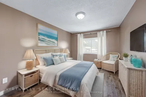 254 Parkway Ave, Georgina, ON L4P 2V9