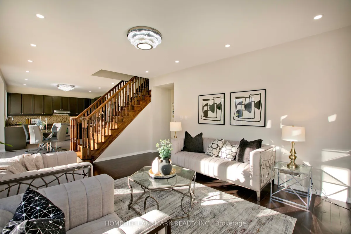 91 James Parrott Avenue, ON L6E 2B3